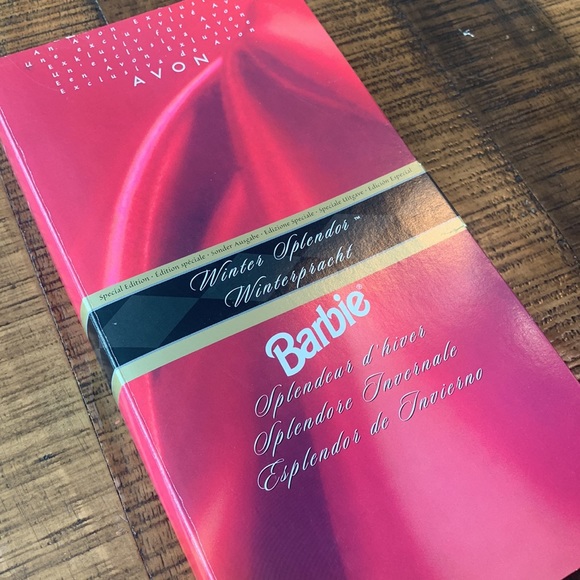 Barbie AVON winter splendor 1998 - Picture 2 of 3